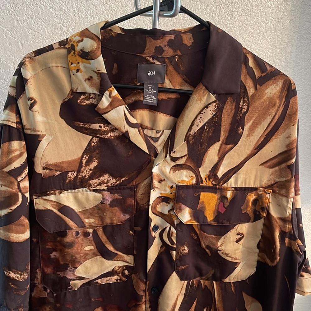 H&M button down - Picture 2 of 4